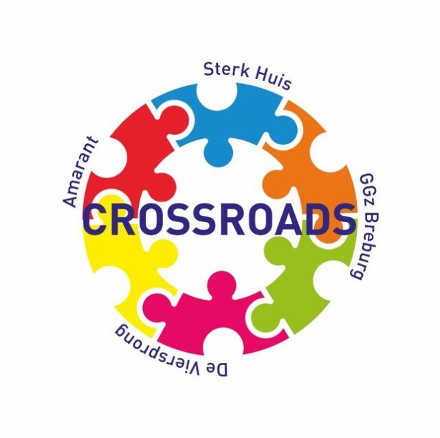 logo crossroads